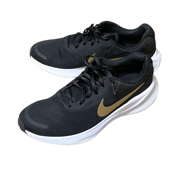 Nike Revolution 7 Athletic Running Shoes Black & Gold Men Size 11 Pre-owned - Picture 2 of 9